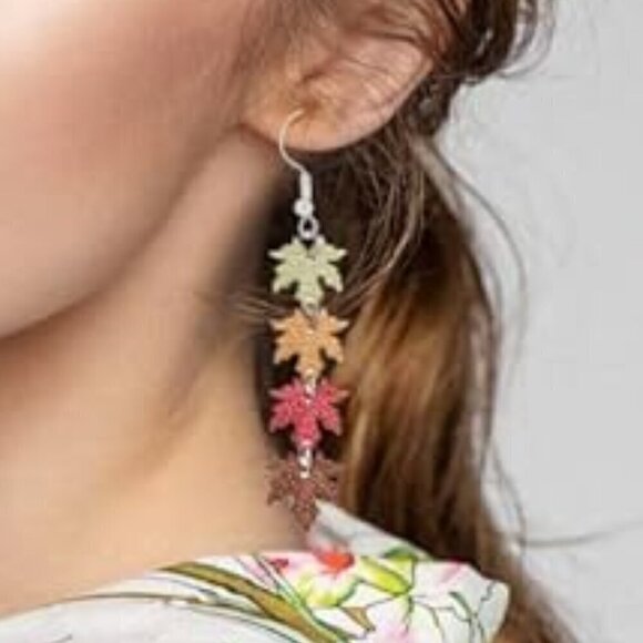 Fall in Leaves Stunning Maple Leaf Dangle Earrings - Picture 2 of 9